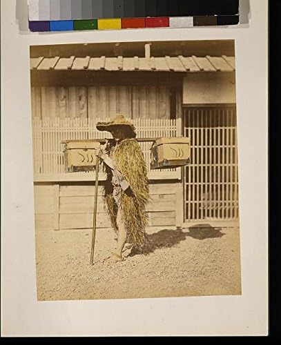 HistoricalFindings Fotoğraf: Samandan Yapılmış Koruyucu Dış Giysiler Giyen Kapıcı, c1877, Yağmurluk, Japonya